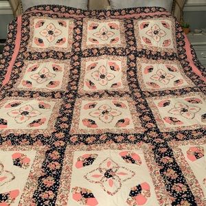 Vintage Floral Quilt